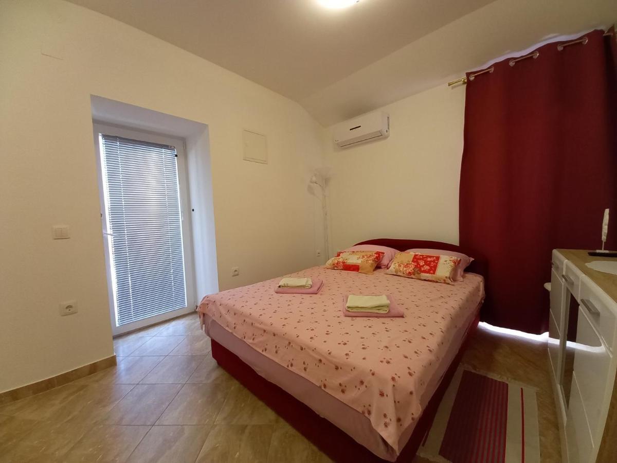 Apartment & Studio Vrdoljak Sveti Anton  Kültér fotó