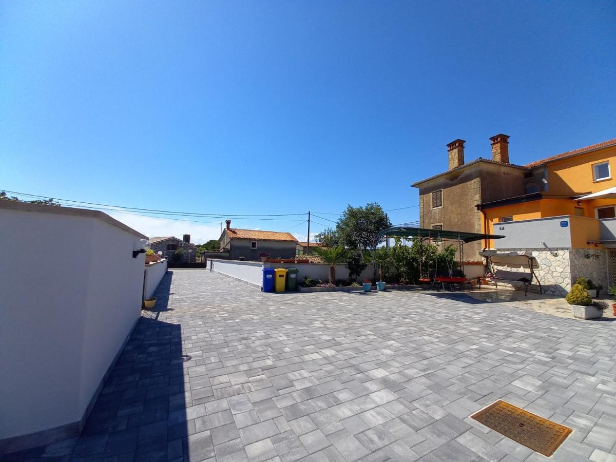 Apartment & Studio Vrdoljak Sveti Anton  Kültér fotó