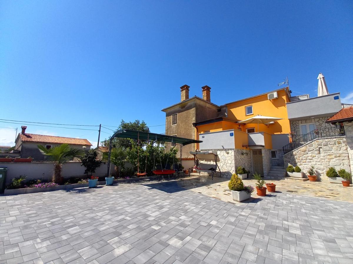 Apartment & Studio Vrdoljak Sveti Anton  Kültér fotó