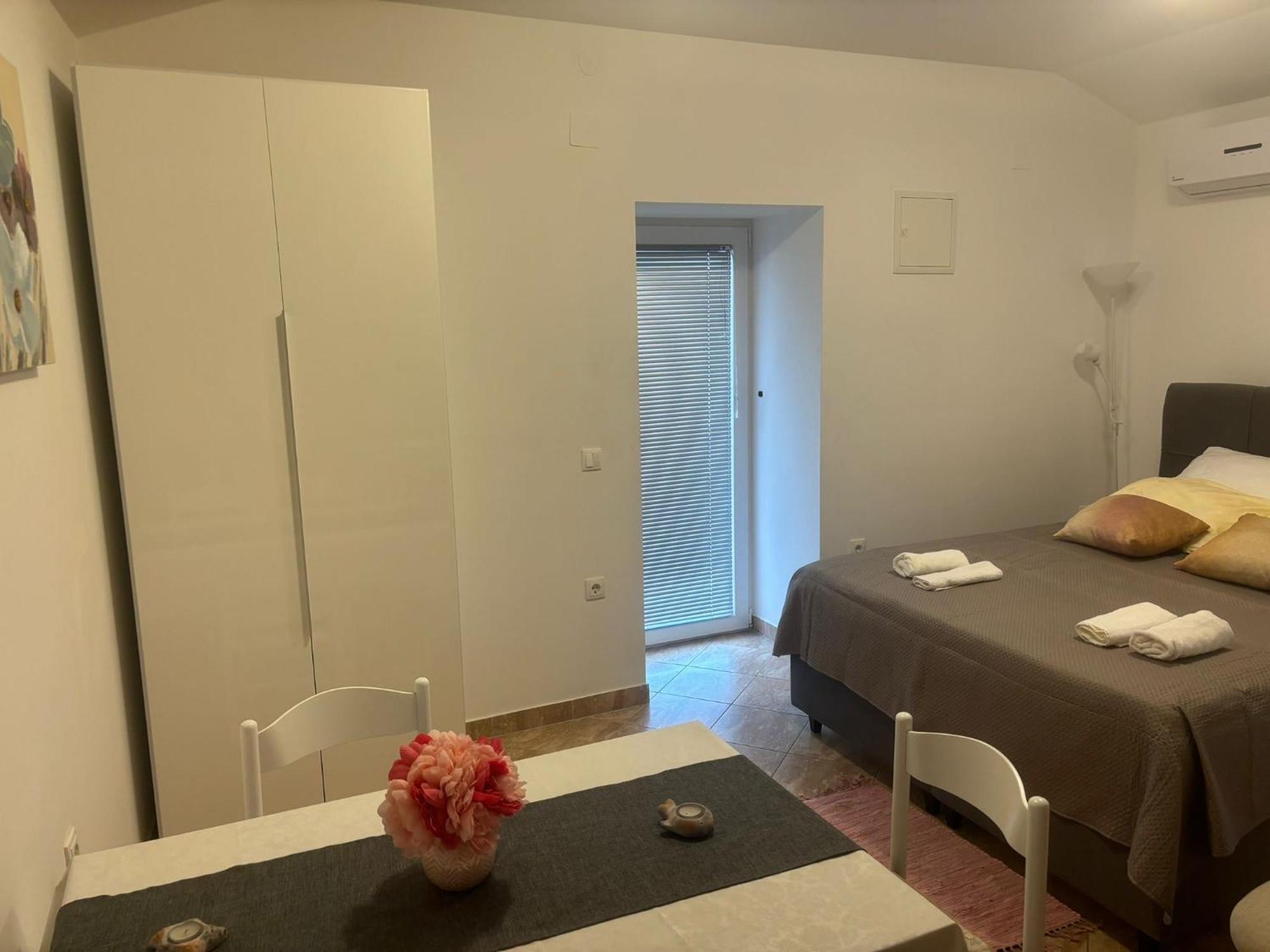 Apartment & Studio Vrdoljak Sveti Anton  Kültér fotó
